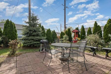 Spacious Upstairs 1Bed- Walking Distance To Beach Outlet Mall Michigan City Kültér fotó